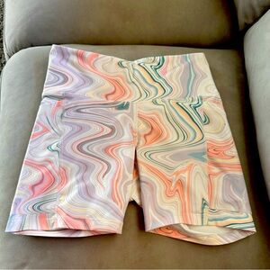 Swirly biker shorts
